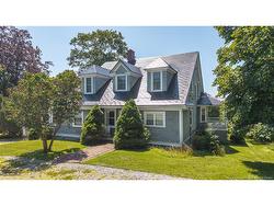 101 Carleton ST  Saint Andrews, NB E5B 1N1