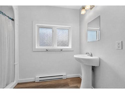 8 Kirk St, Sackville, NB 
