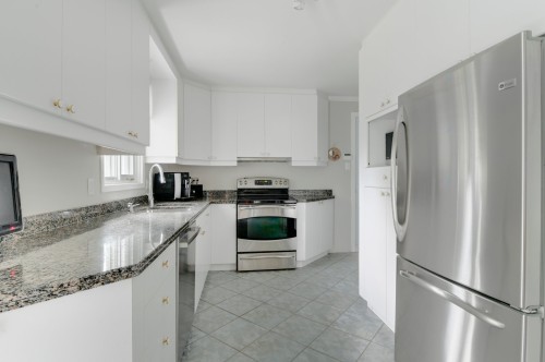Cuisine - 3471 Carré Des Charmes, Québec (Charlesbourg), QC - Indoor Photo Showing Kitchen With Upgraded Kitchen