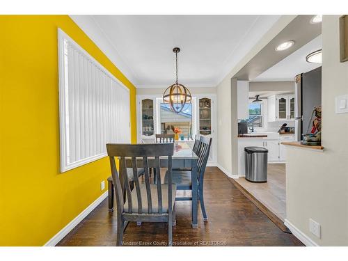 3302 Woodlawn Avenue, Windsor, ON - Indoor Photo Showing Dining Room