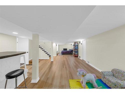3302 Woodlawn Avenue, Windsor, ON - Indoor Photo Showing Other Room