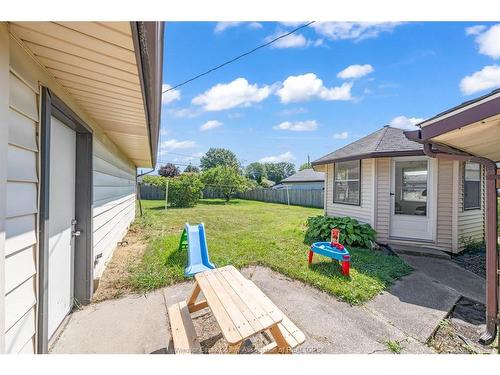 3302 Woodlawn Avenue, Windsor, ON - Outdoor With Exterior
