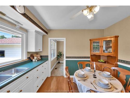 146 Canterbury Street, Chatham, ON - Indoor Photo Showing Dining Room