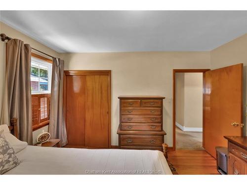 146 Canterbury Street, Chatham, ON - Indoor Photo Showing Bedroom
