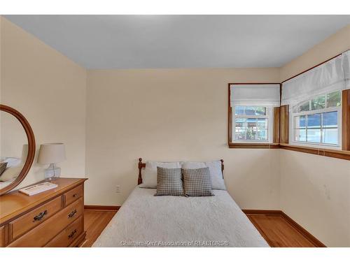 146 Canterbury Street, Chatham, ON - Indoor Photo Showing Bedroom