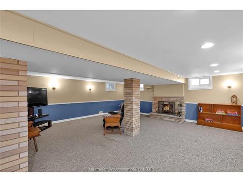 146 Canterbury Street, Chatham, ON - Indoor