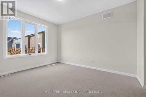 19 Oakmont Drive, Loyalist (Bath), ON - Indoor Photo Showing Other Room