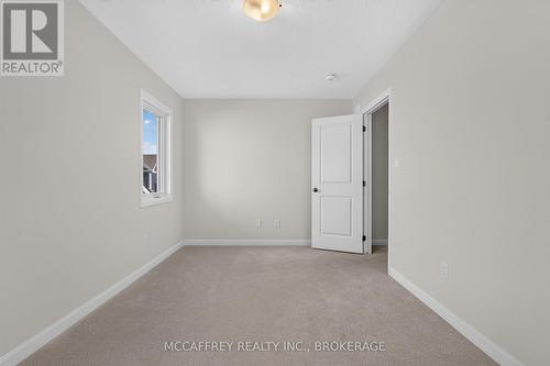 19 Oakmont Drive, Loyalist (Bath), ON - Indoor Photo Showing Other Room