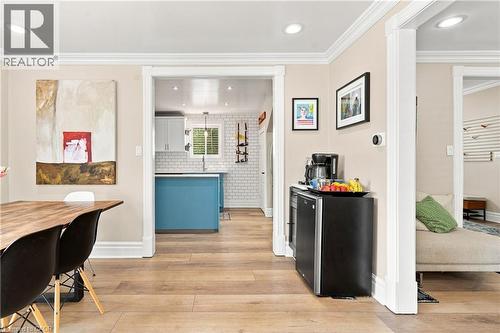 4313 Central Avenue, Lincoln, ON - Indoor