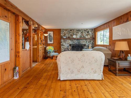 390-406 Highway 308, Morris Island, NS - Indoor Photo Showing Living Room With Fireplace