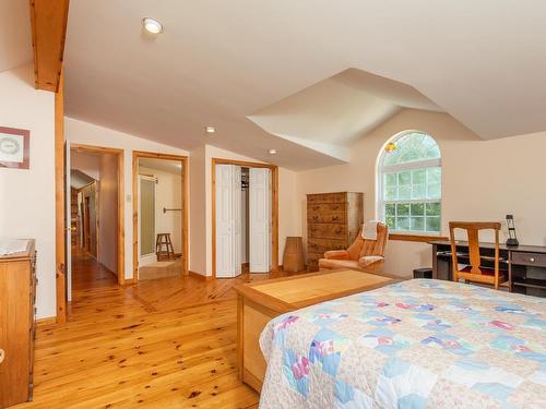390-406 Highway 308, Morris Island, NS - Indoor Photo Showing Bedroom