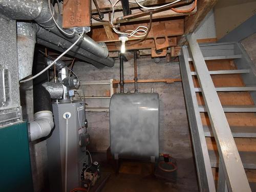 4540 Highway 2, Upper Economy, NS - Indoor Photo Showing Basement