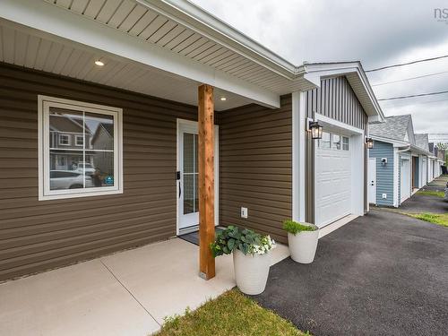 18 Jessome Avenue, Lantz, NS - Outdoor With Exterior