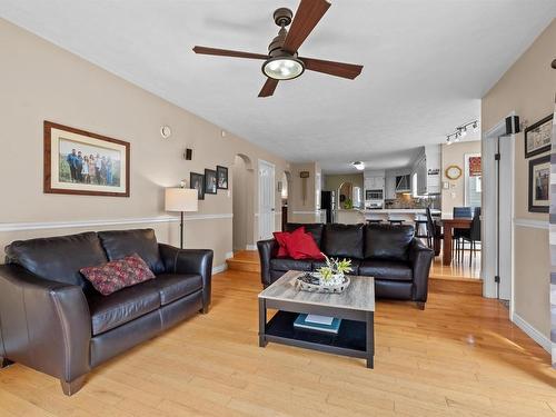 9 Ash Drive, Charlottetown, PE - Indoor Photo Showing Living Room