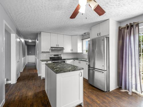 615 Brackley Point Road, Brackley, PE - Indoor Photo Showing Kitchen With Upgraded Kitchen