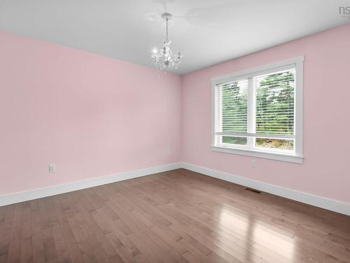 382 Starboard Drive, Halifax, NS - Indoor Photo Showing Other Room