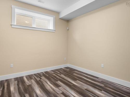 382 Starboard Drive, Halifax, NS - Indoor Photo Showing Other Room