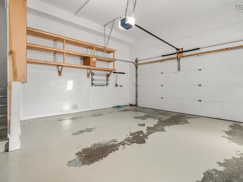 382 Starboard Drive, Halifax, NS - Indoor Photo Showing Garage