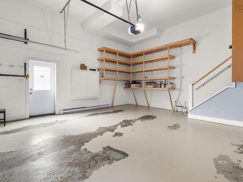 382 Starboard Drive, Halifax, NS - Indoor Photo Showing Garage