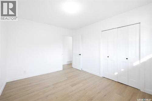 34 Ottawa Place, Regina, SK - Indoor Photo Showing Other Room