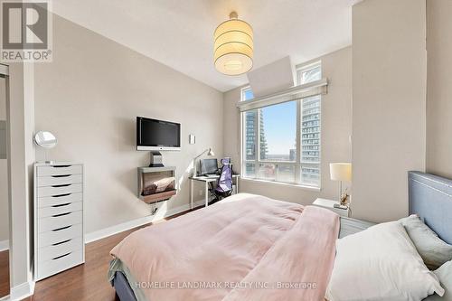 3508 - 80 Absolute Avenue, Mississauga, ON - Indoor Photo Showing Bedroom