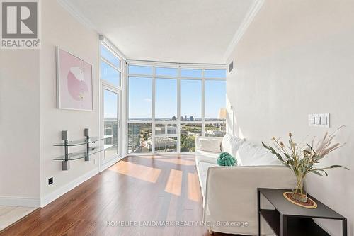 3508 - 80 Absolute Avenue, Mississauga, ON - Indoor Photo Showing Living Room