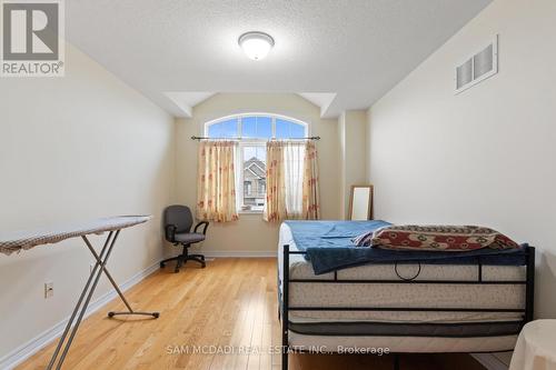 80 Durango Drive, Brampton, ON - Indoor