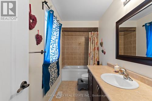 80 Durango Drive, Brampton, ON - Indoor Photo Showing Bathroom