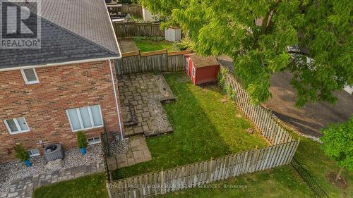 2010 Grovetree Lane, Burlington, ON - Outdoor