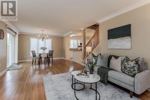 2010 Grovetree Lane, Burlington, ON - Indoor Photo Showing Living Room