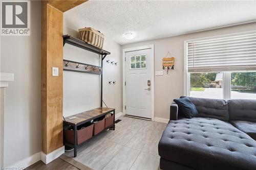 589 Elgin Street N, Cambridge, ON - Indoor