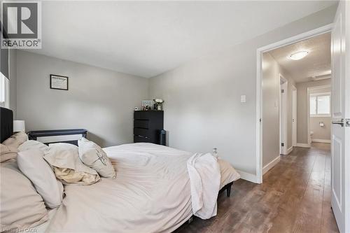 Room featuring wood-finish flooring and light gray wall paint - 589 Elgin Street N, Cambridge, ON - Indoor Photo Showing Bedroom