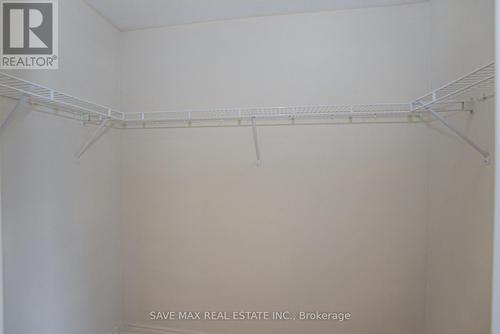 410 Linden Drive, Cambridge, ON - Indoor With Storage