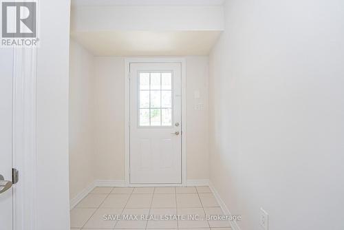 410 Linden Drive, Cambridge, ON - Indoor Photo Showing Other Room