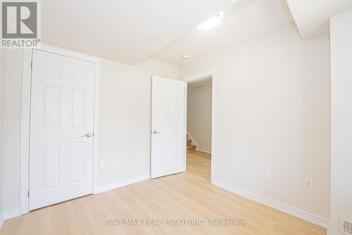 410 Linden Drive, Cambridge, ON - Indoor Photo Showing Other Room
