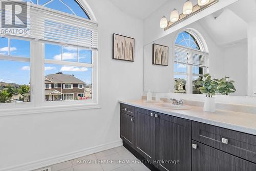 4852 Abbott Street E, Ottawa, ON - Indoor Photo Showing Bathroom