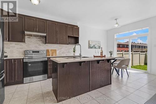 4852 Abbott Street E, Ottawa, ON - Indoor Photo Showing Kitchen