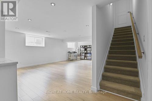 32 Edenbridge Court, Ottawa, ON - Indoor Photo Showing Other Room