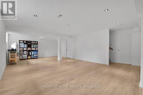 32 Edenbridge Court, Ottawa, ON - Indoor Photo Showing Other Room