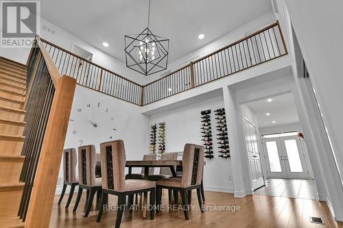 32 Edenbridge Court, Ottawa, ON - Indoor Photo Showing Dining Room