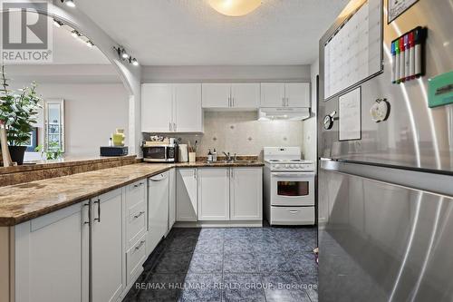 703 - 1380 Prince Of Wales Drive, Ottawa, ON - Indoor Photo Showing Kitchen