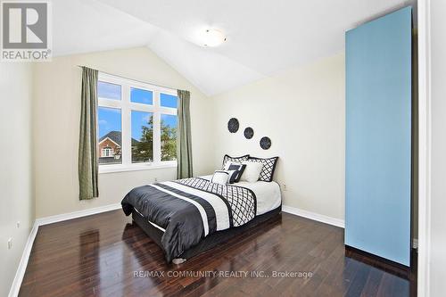 58 Clamerten Road, Whitchurch-Stouffville, ON - Indoor Photo Showing Bedroom