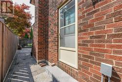 Side entrance - 