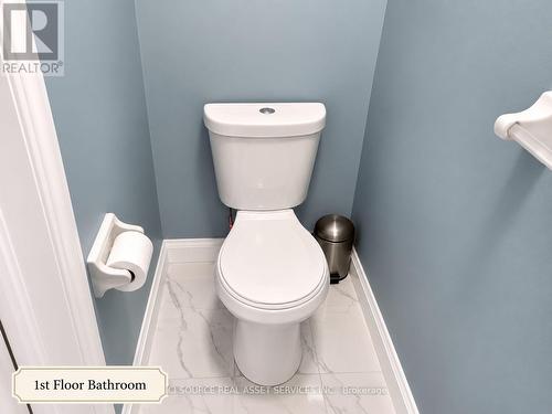 22 Castleview Crescent, Markham, ON - Indoor Photo Showing Bathroom