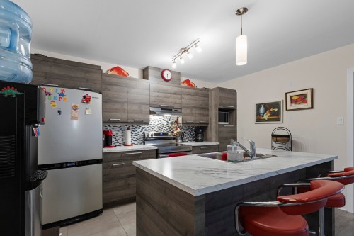 Cuisine - 002-848 Rue Valois, Vaudreuil-Dorion, QC - Indoor Photo Showing Kitchen