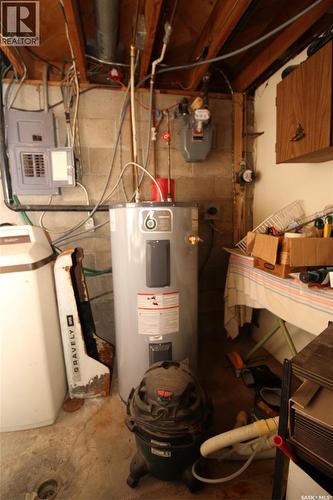 3169 Rutland Avenue, Gull Lake, SK - Indoor Photo Showing Basement