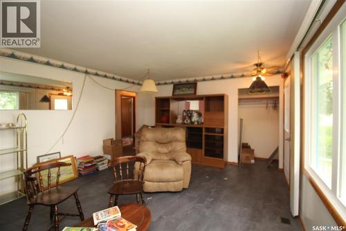 3169 Rutland Avenue, Gull Lake, SK - Indoor