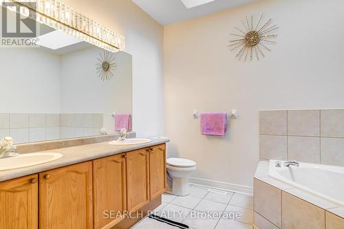 19 Treeline Boulevard, Brampton, ON - Indoor Photo Showing Bathroom