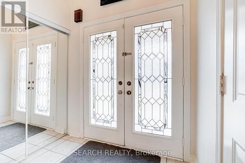 19 Treeline Boulevard, Brampton, ON - Indoor Photo Showing Other Room
