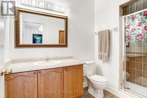 19 Treeline Boulevard, Brampton, ON - Indoor Photo Showing Bathroom